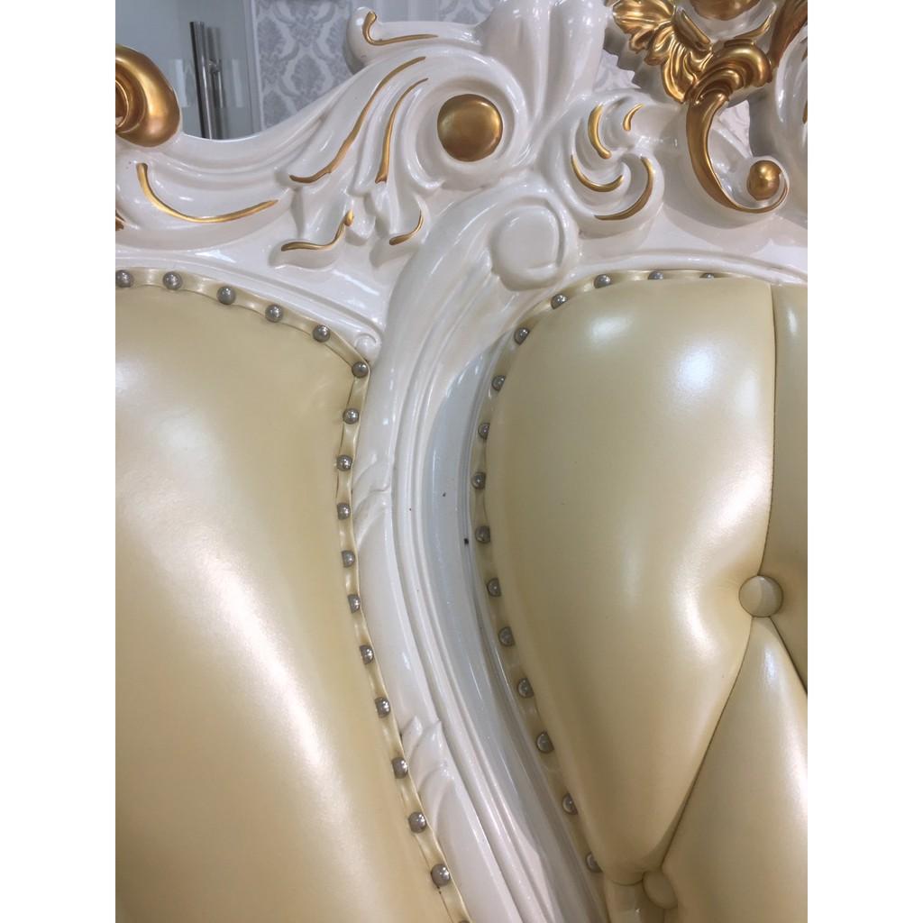 Sofa ghế 1 tân cổ điển điêu khắc tinh tế - màu vàng chanh thanh lịch tạo nên không gian tươi mới cho phòng khách.