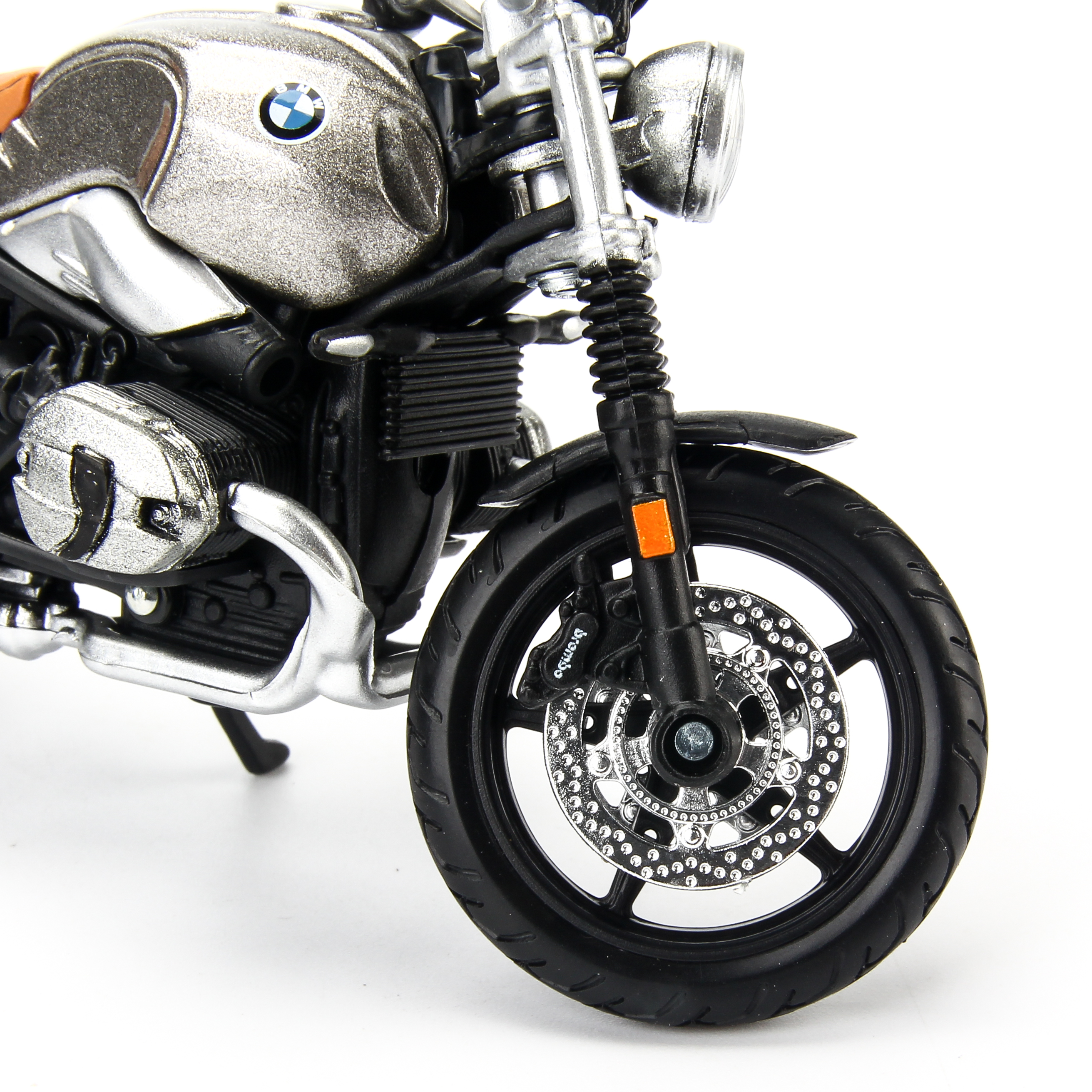 Mô hình xe mô tô BMW R Nine T Scrambler Silver 1:18 Maisto 20-18853