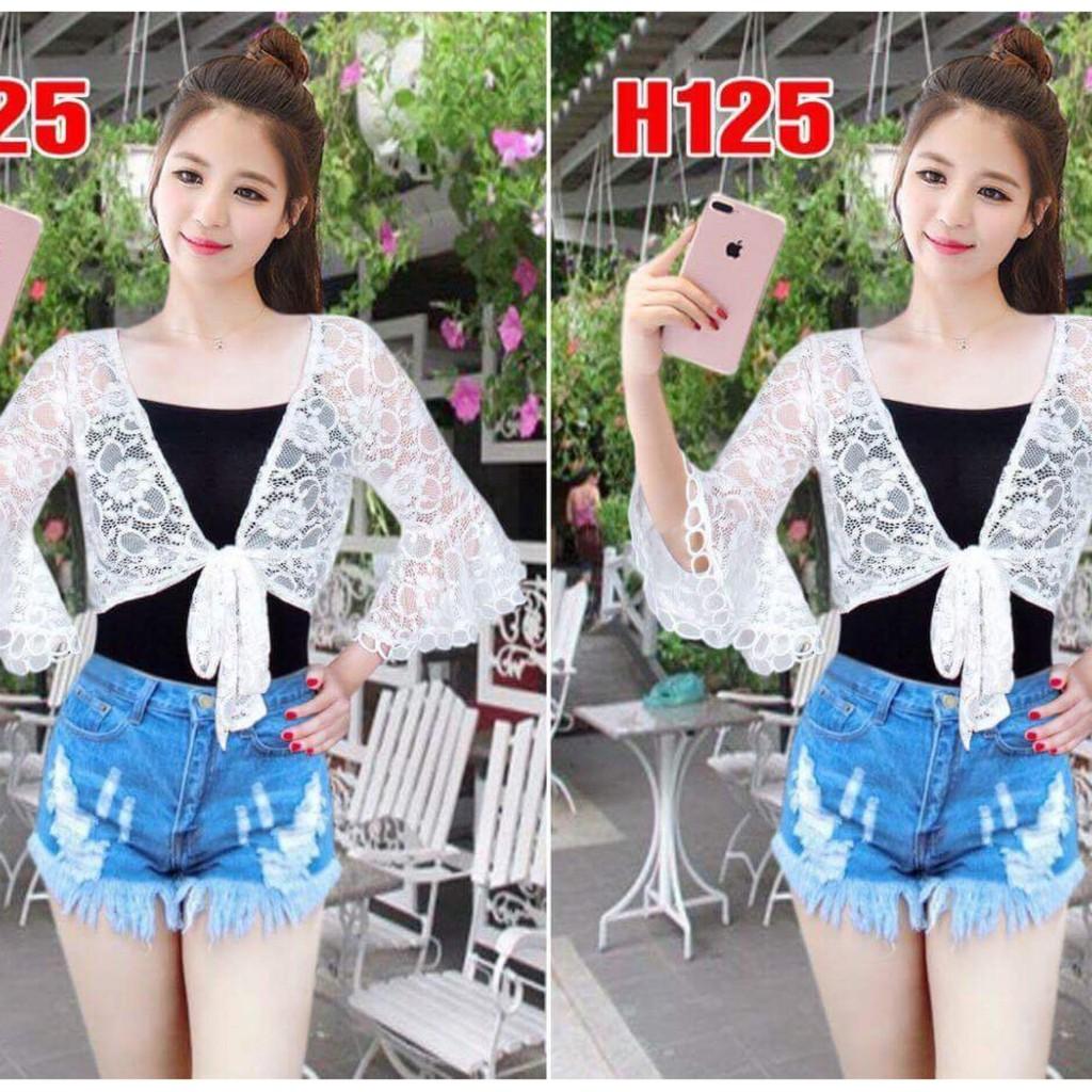 Aó khoác thời trang ren tay loe trắng