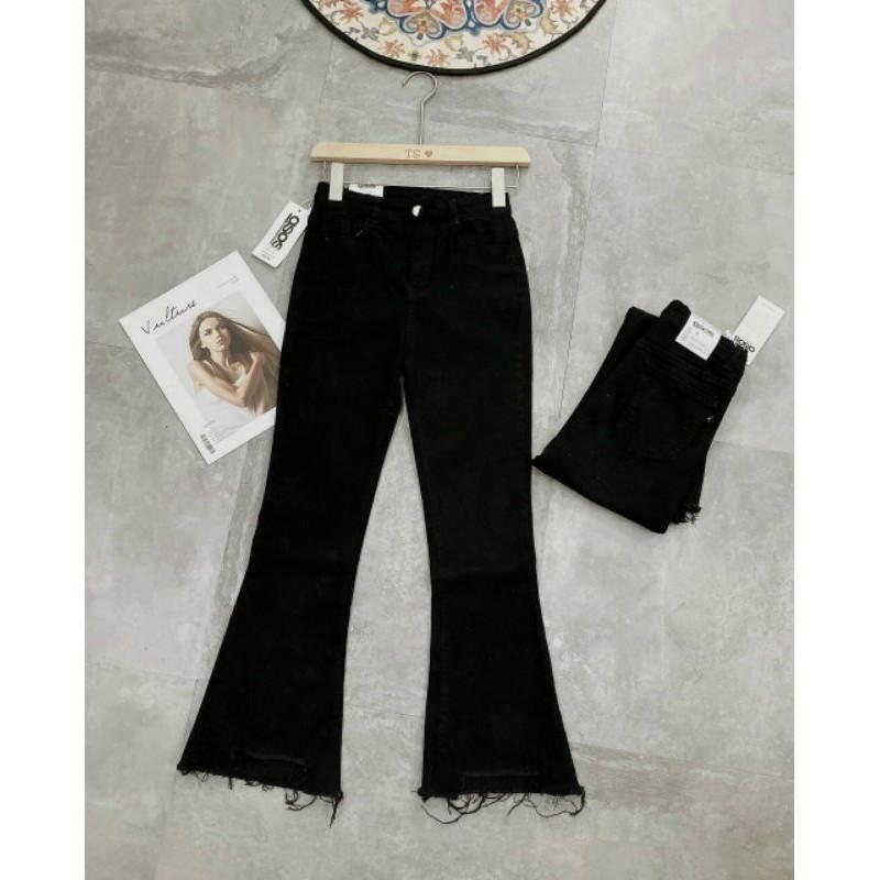 Quần Jean Nữ Dáng Loe, Rách Gấu – QJ02