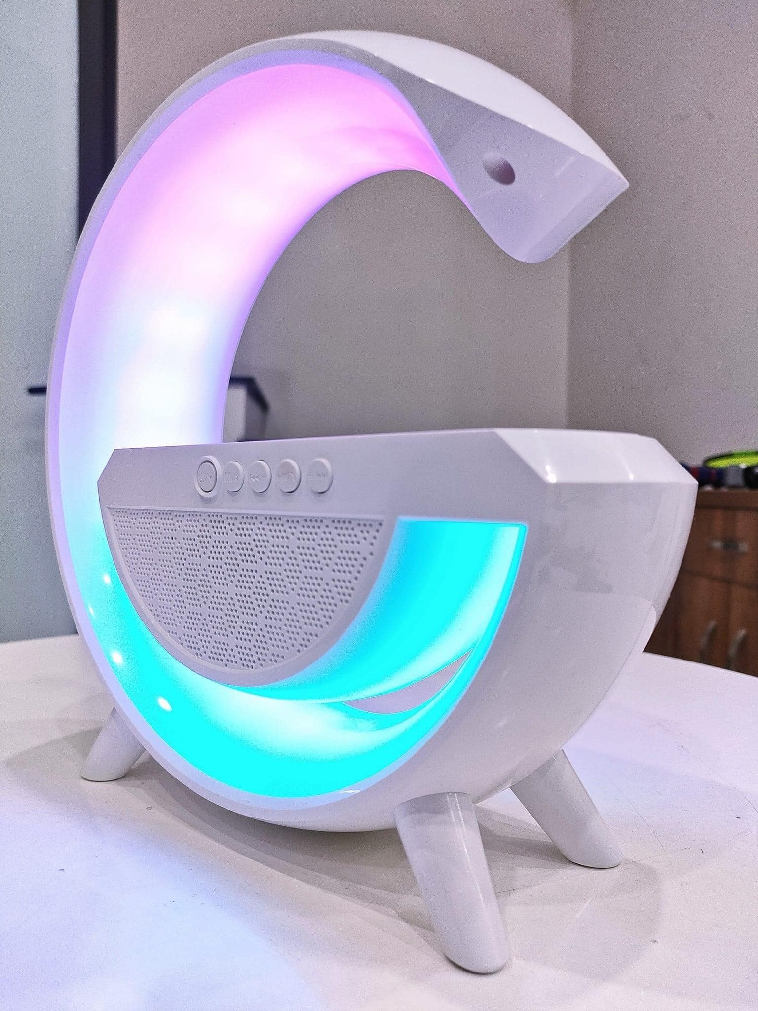 Loa Bluetooth Sạc Ko Dây Đèn Tạo Không Khí 3in1 BT 2301-HT