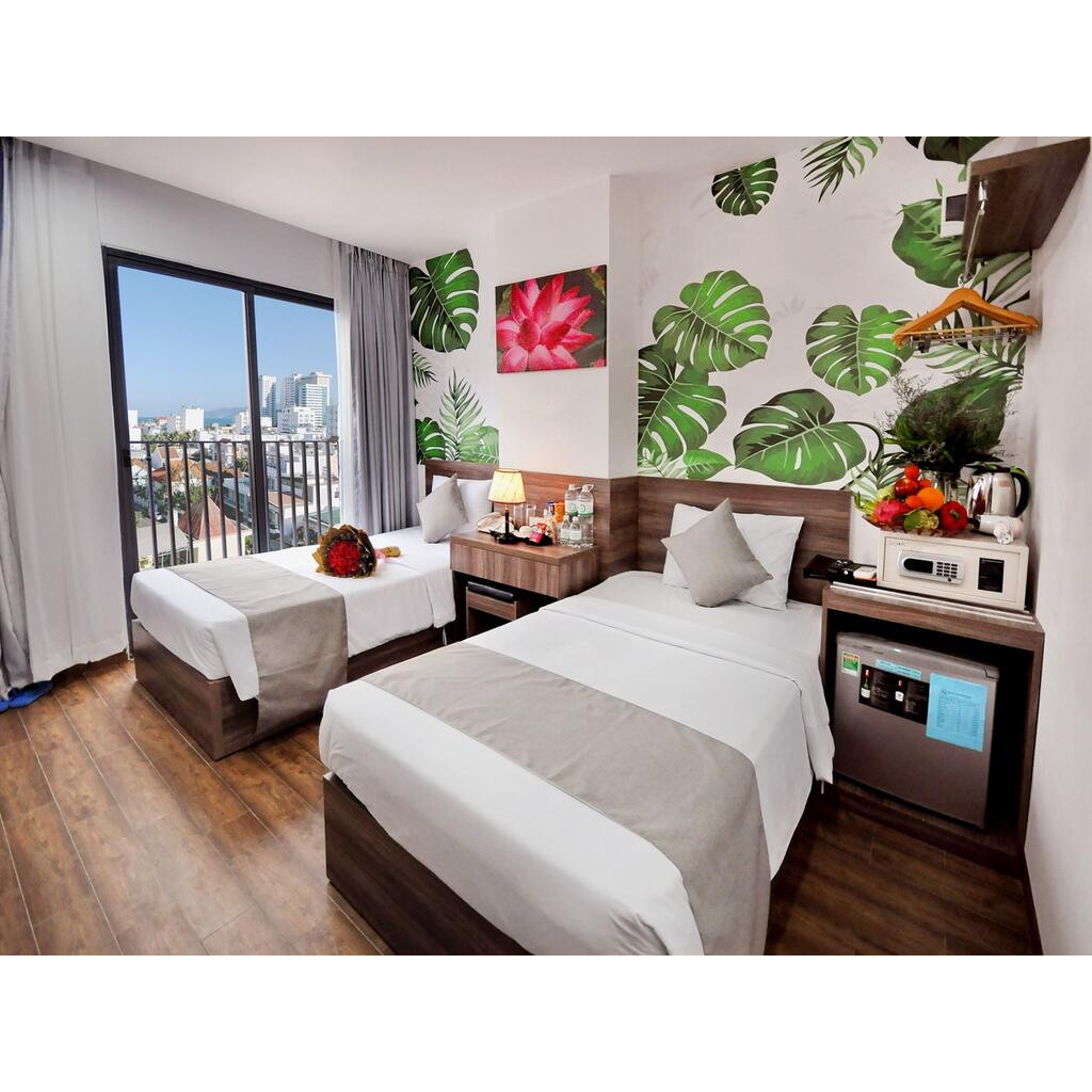 Voucher combo du lịch hạng phòng Family dành cho 4 người tại Mega Light Hotel Nha Trang