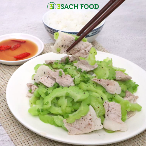 Khổ qua xào thịt 3S khay 500gr - Nguyên liệu đã được sơ chế