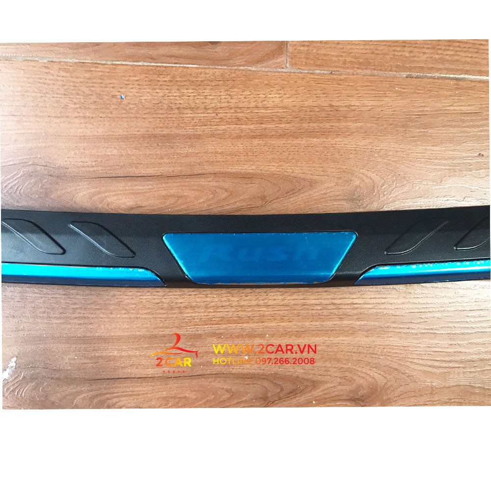 Ốp Chống Trầy Cốp Ngoài Xe Toyota Rush 2018 - 2022, loại nhựa 3D cao cấp