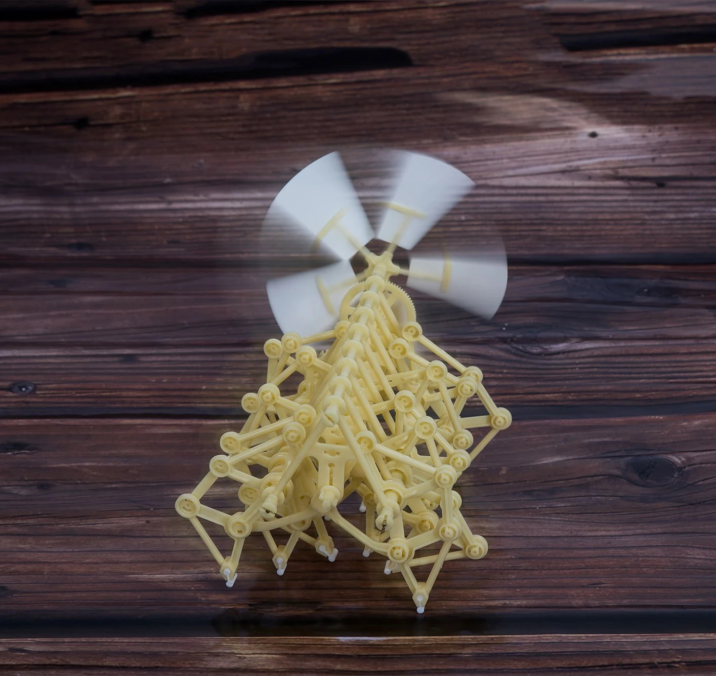 BỘ LẮP RÁP NĂNG LƯỢNG GIÓ - QUÁI VẬT GIÓ (STRANDBEEST WIND POWER KIT)