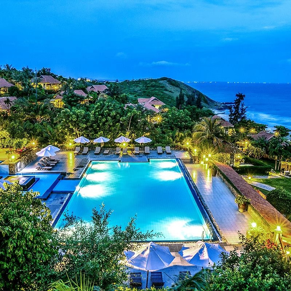 Romana Resort 4* Mũi Né Phan Thiết - Ăn 03 Bữa, Phòng Hướng Biển, Hồ Bơi Lớn, Bãi Biển Riêng