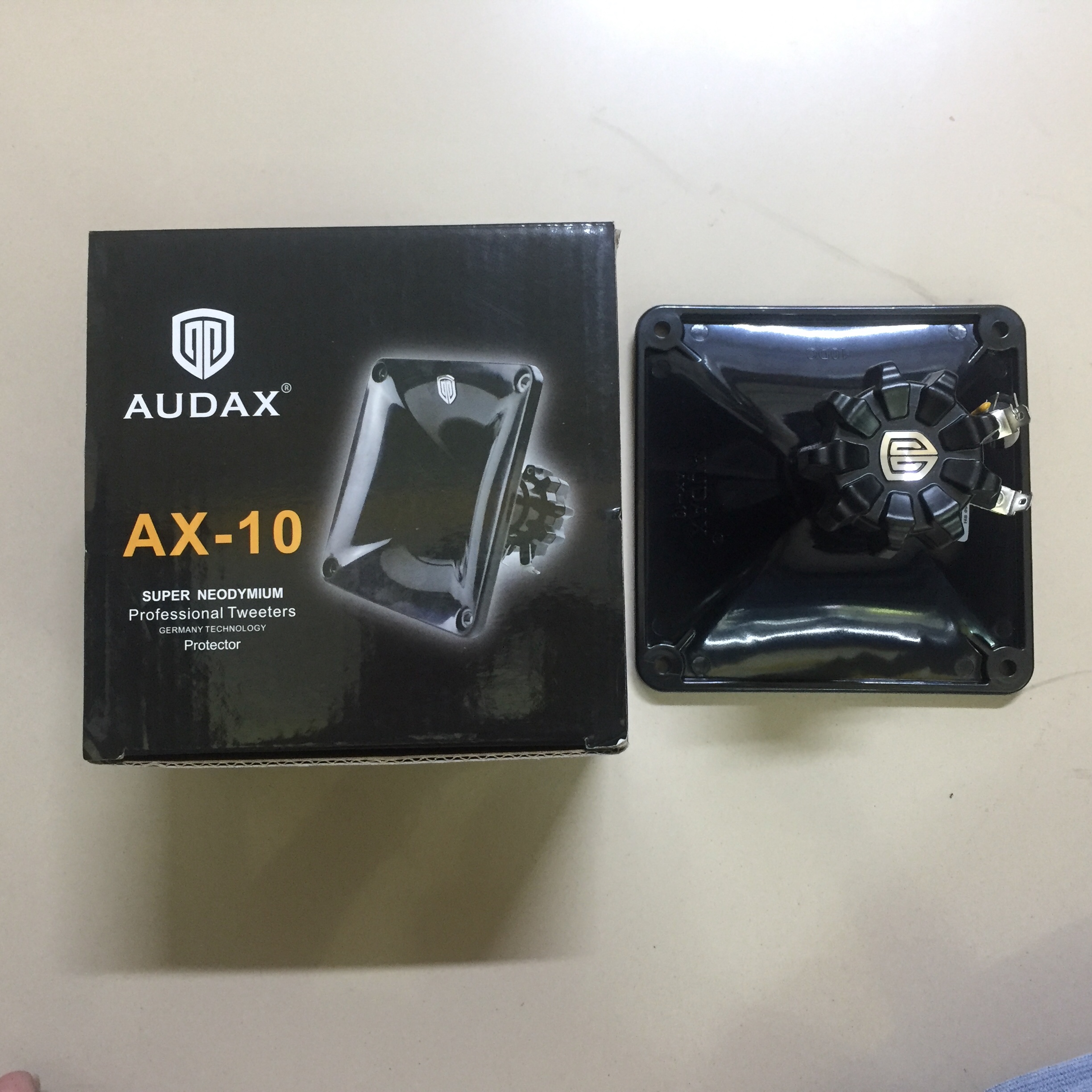 LOA NHÀ YẾN AUDAX AX-10