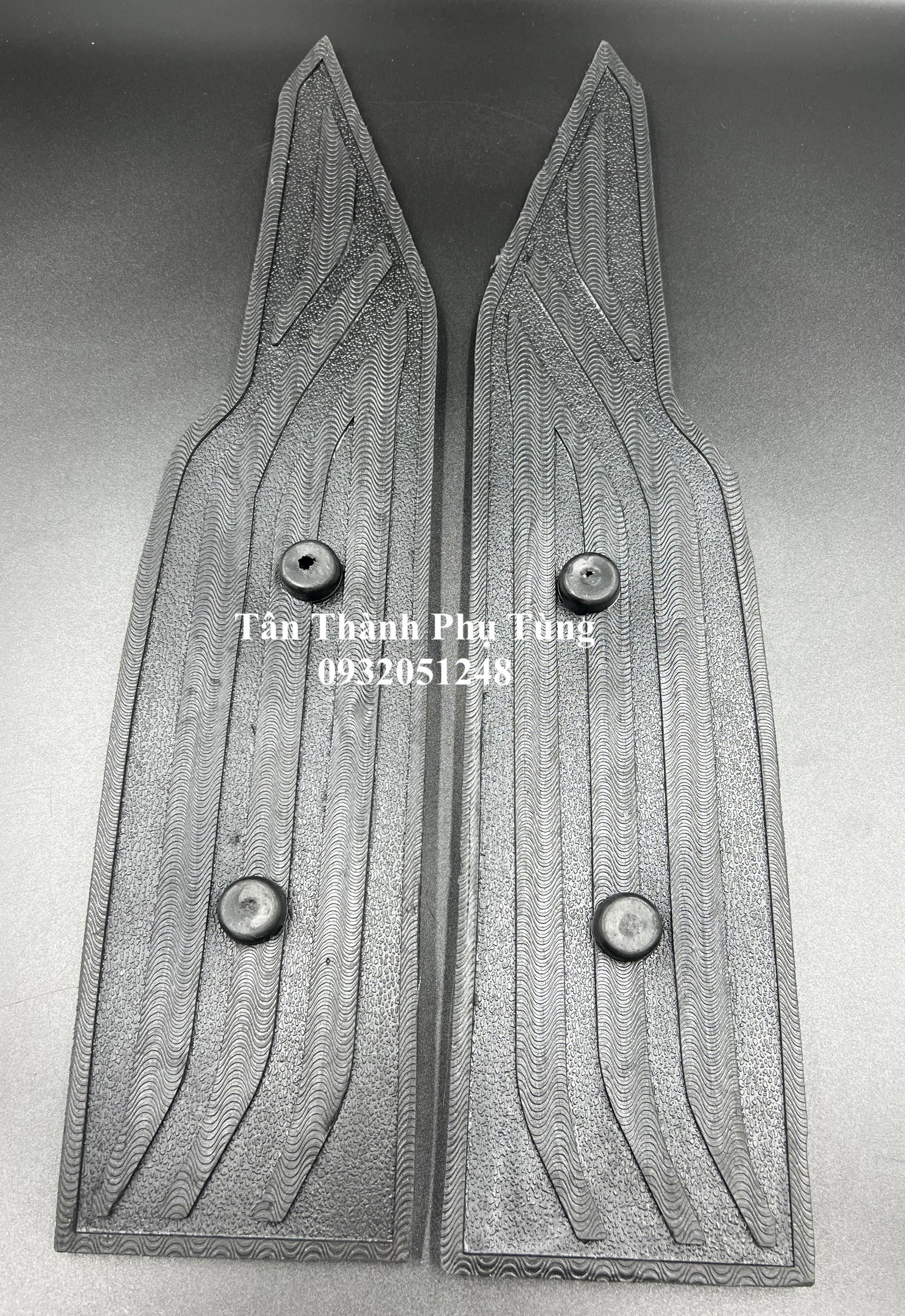 Thảm lót chân dành cho Air Blade 160cc 2023 - Nhựa đen