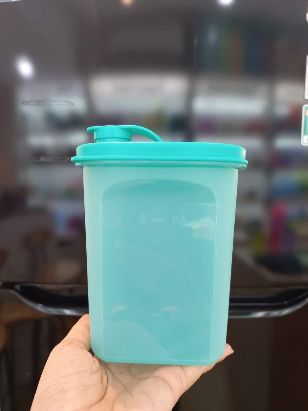 Bình nước Slim Line Pitcher 1L Tupperware - Hàng chính hãng