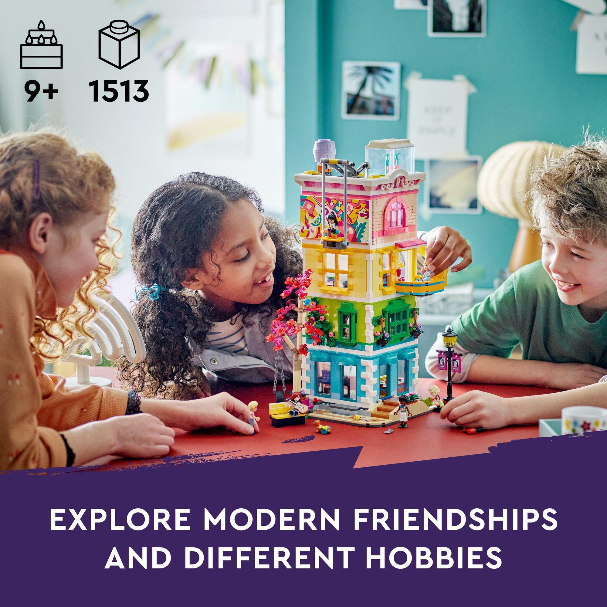 LEGO Friends 41748 Đồ chơi lắp ráp Cộng đồng trung tâm thành phố Heartlake
