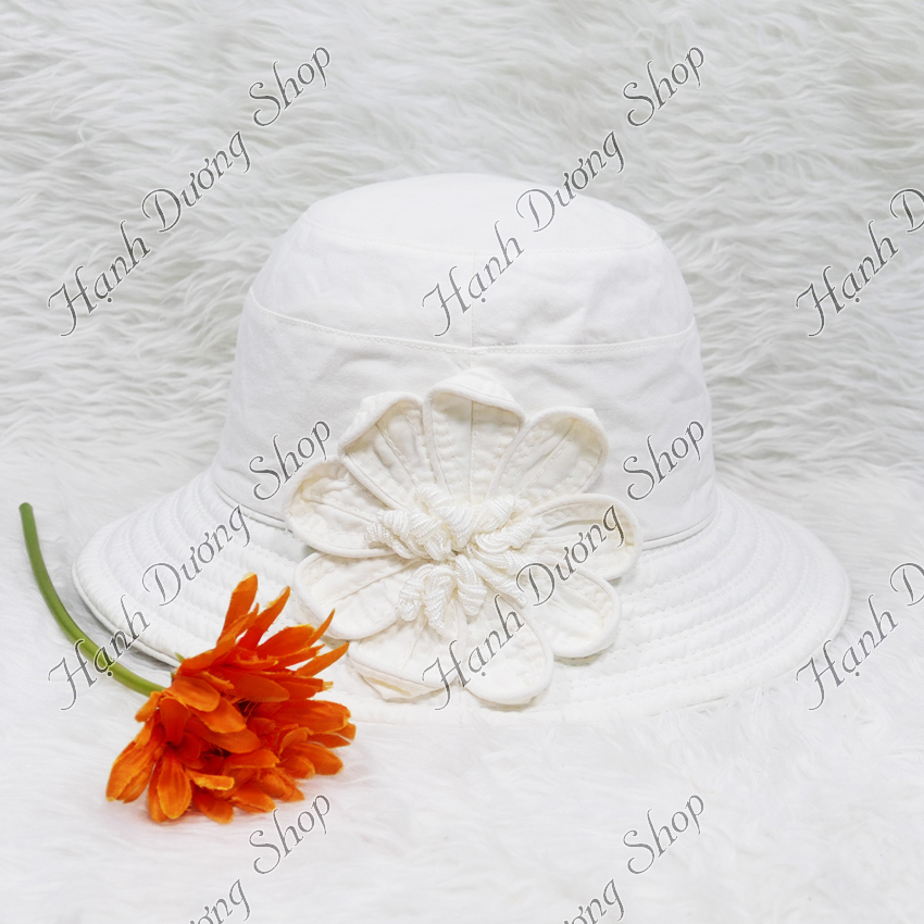 Mũ rộng vành nữ gắn hoa 9 cánh dễ thương, vành rộng 7cm, chất liệu vải cotton oát cao cấp oát mềm mại - Hạnh Dương