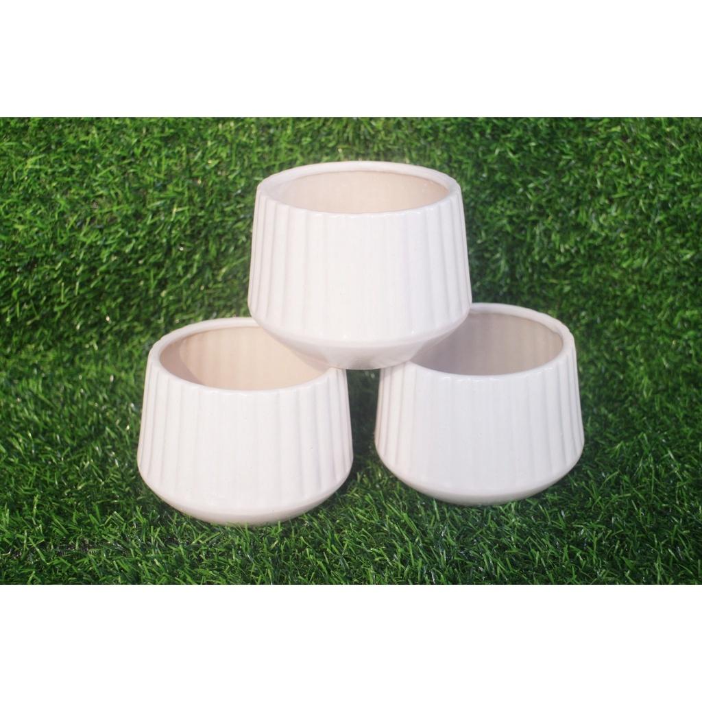 Chậu gốm sọc tăm dùng trồng cây, trồng hoa