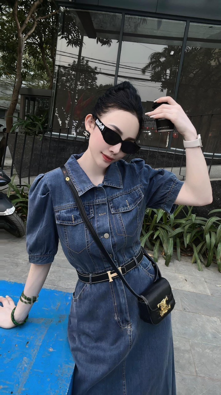 Đầm jean cổ đức kèm đai dáng maxi DN696