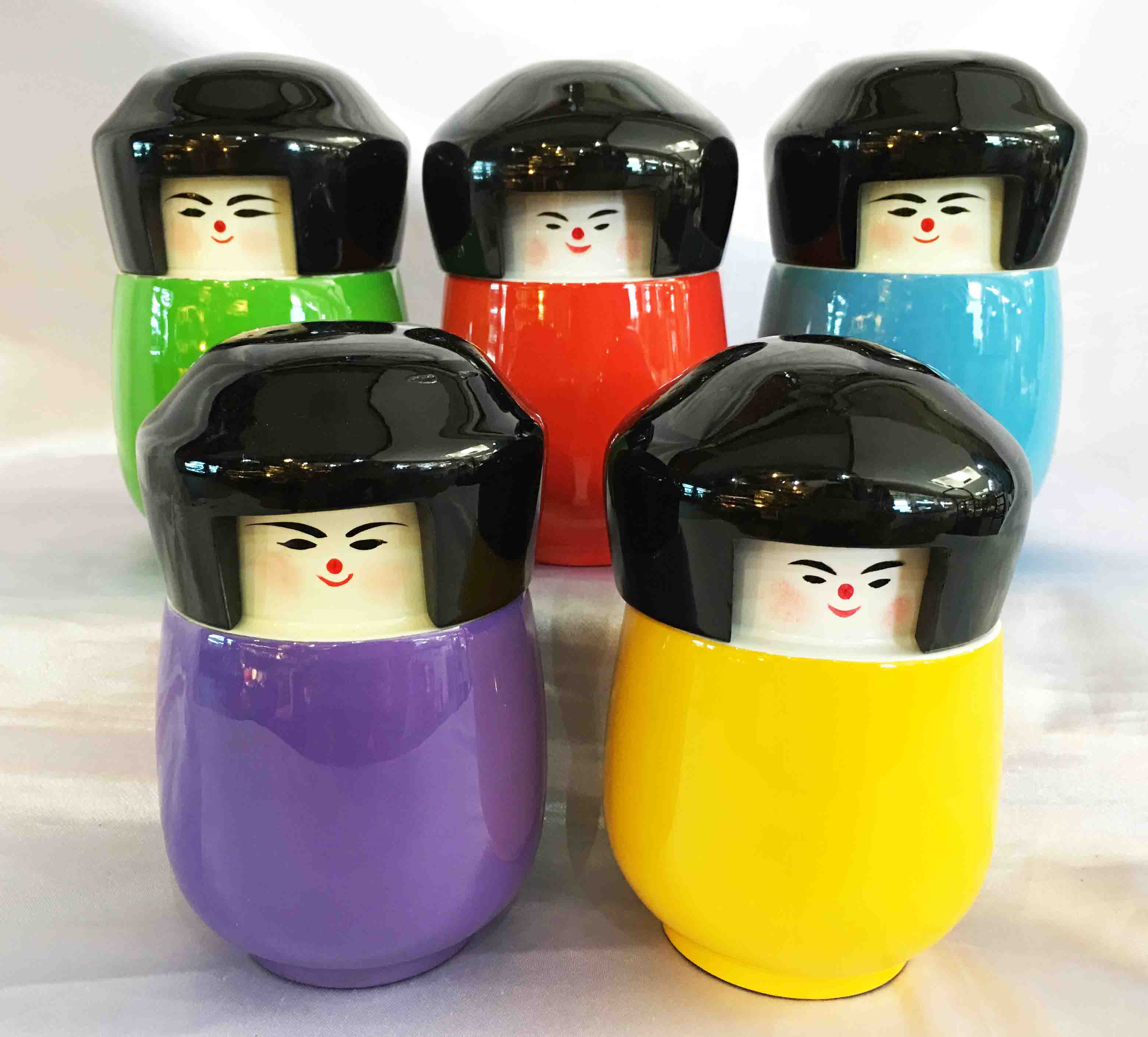 Búp bê sơn mài Nhật Bản