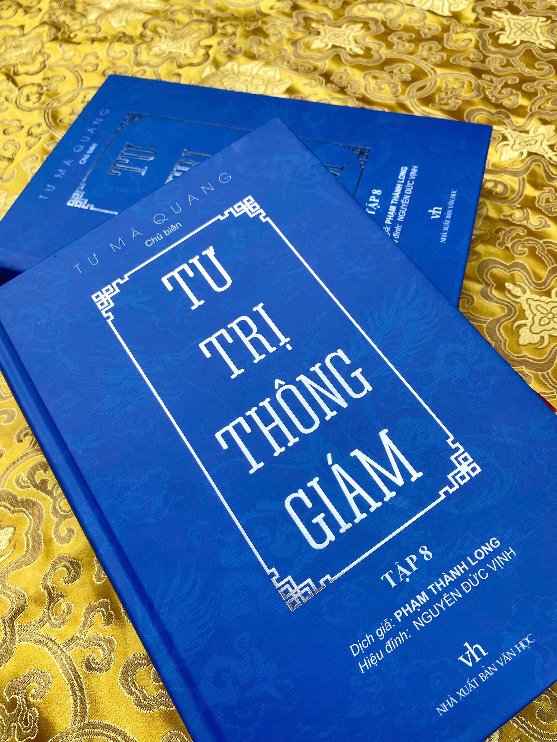 Sách Tư Trị Thông Giám - Tập 8