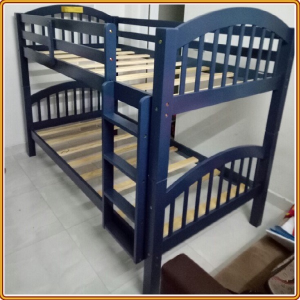 Giường 2 tầng Tundo màu xanh Navy cầu thang treo
