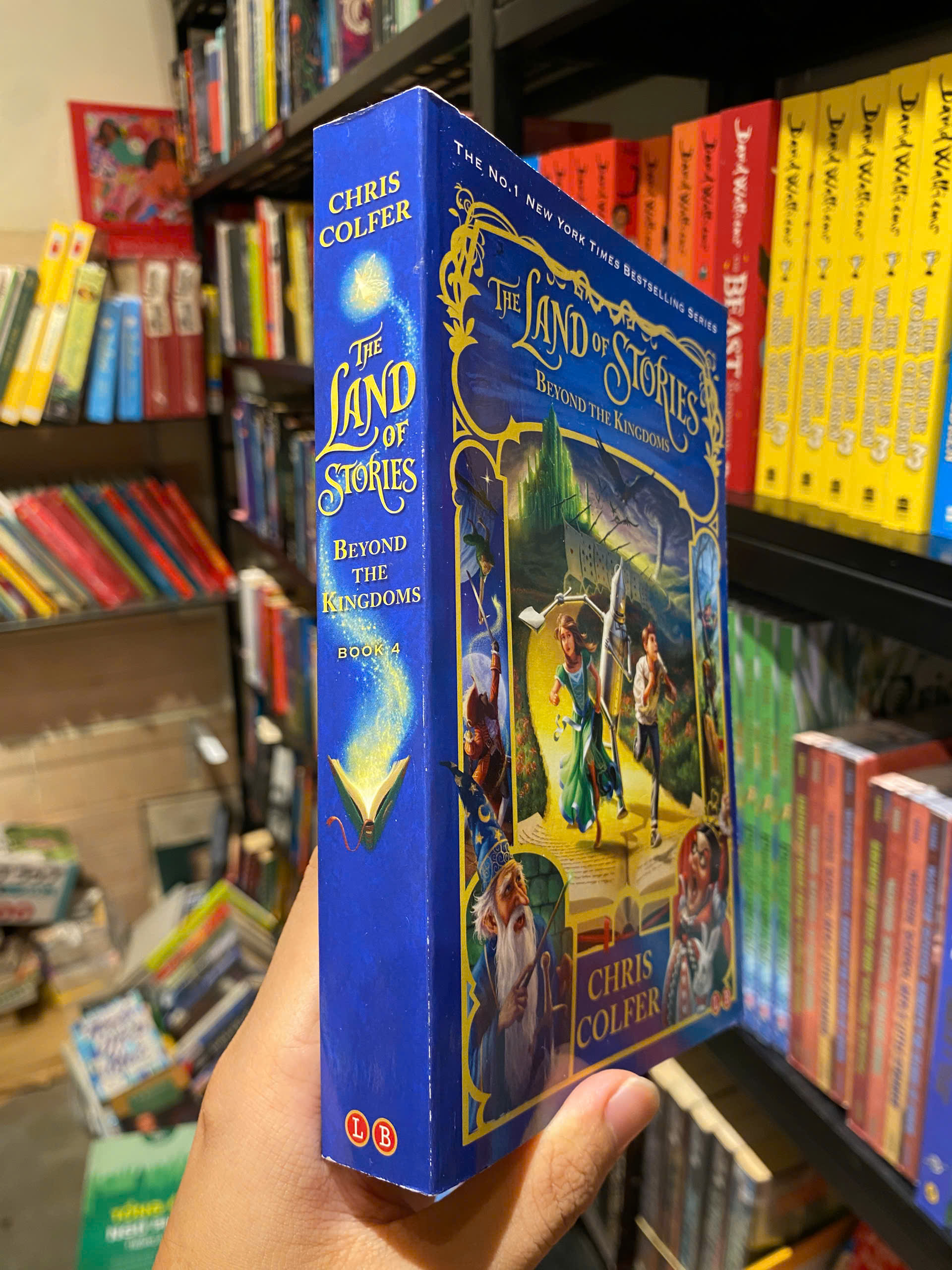 Sách - The Land of Stories: Beyond the Kingdoms by Chris Colfer | English Childrens Adventure Novel