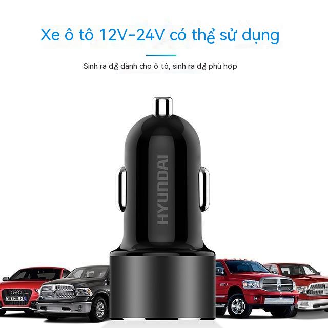 Với một chiếc xe hiển thị kỹ thuật số nạp đầy pin usb sạc đầy điện thoại di động đầy phích cắm
