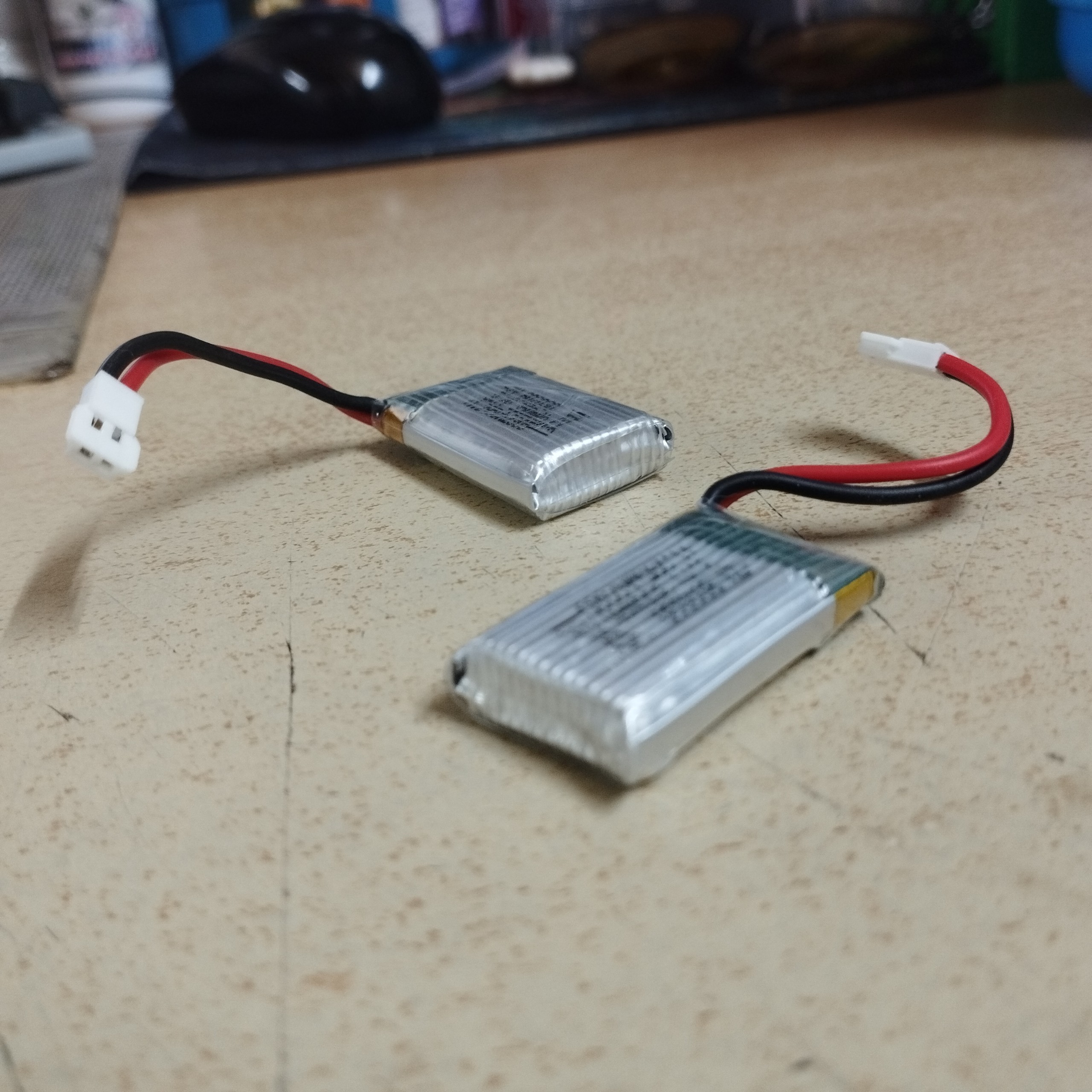 Pin sạc 3.7V 350mAh chân cắm trắng dẹt P2.54 cho zy530