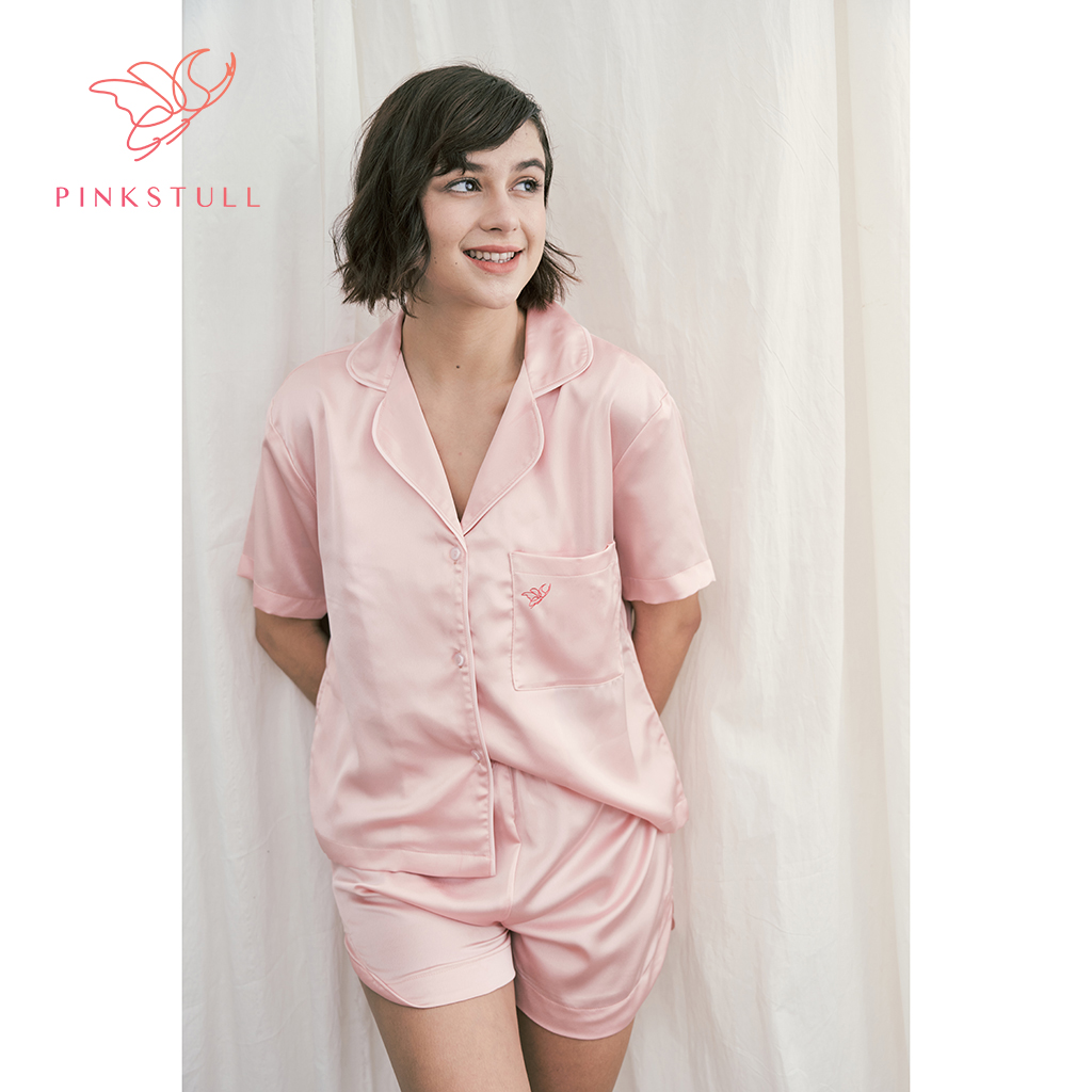 Bộ đồ ngủ lụa Pijamas thêu Pink Stull tay ngắn quần ngắn hồng Candy