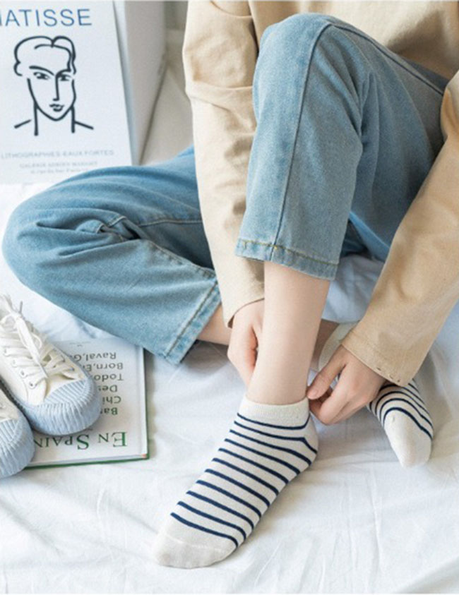 Set 5 Đôi Tất Cổ Ngắn Họa Tiết Caro Màu Sắc Tươi Sáng Kiểu Dáng Trẻ Trung TN58