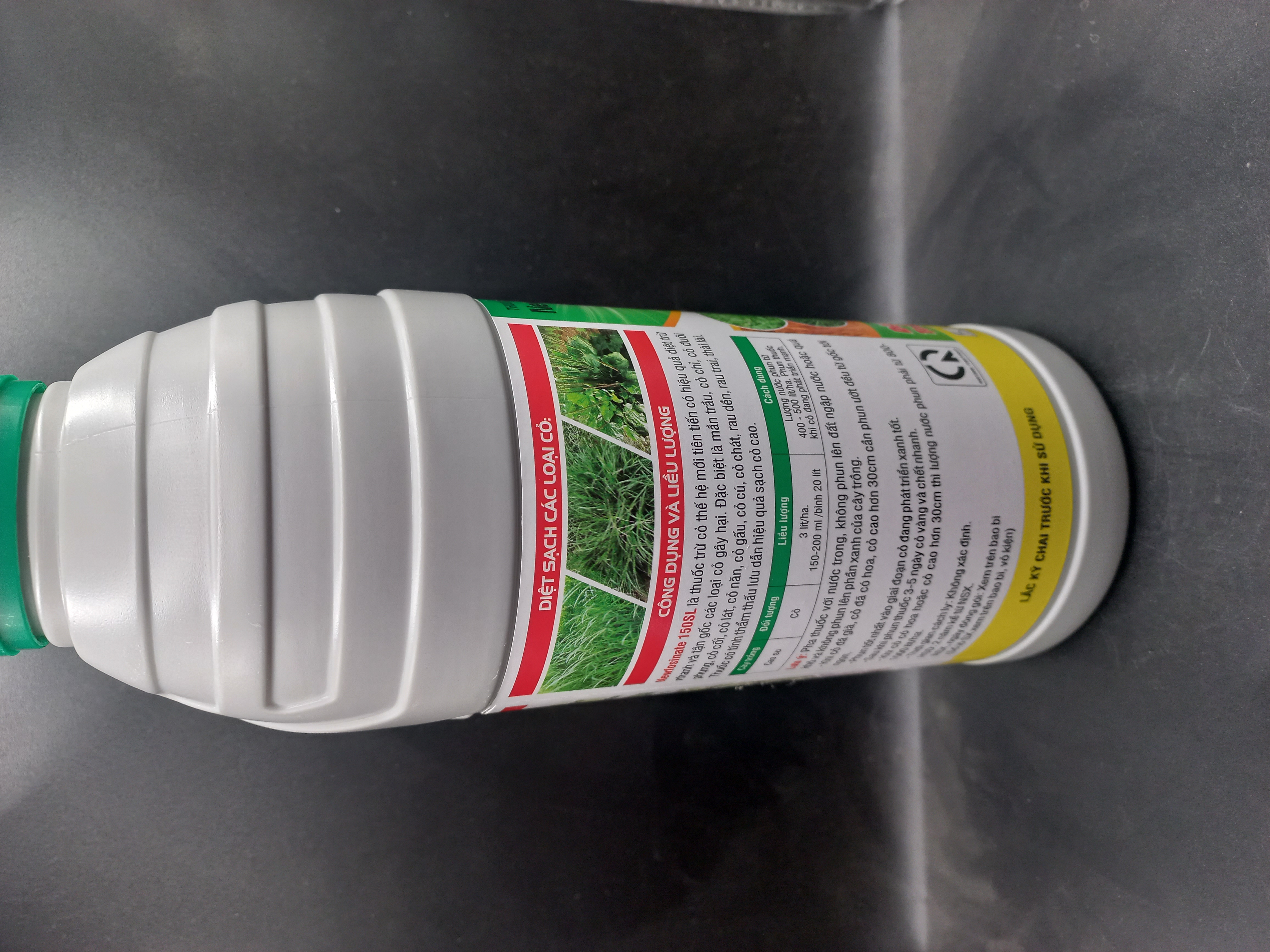 Thuốc trừ cỏ lưu dẫn Newfosinate 150SL Thần Hổ Diệt Cỏ 900ml