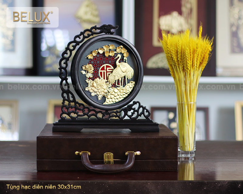 Tranh Tùng hạc diên niên dát vàng 24K 30x31cm