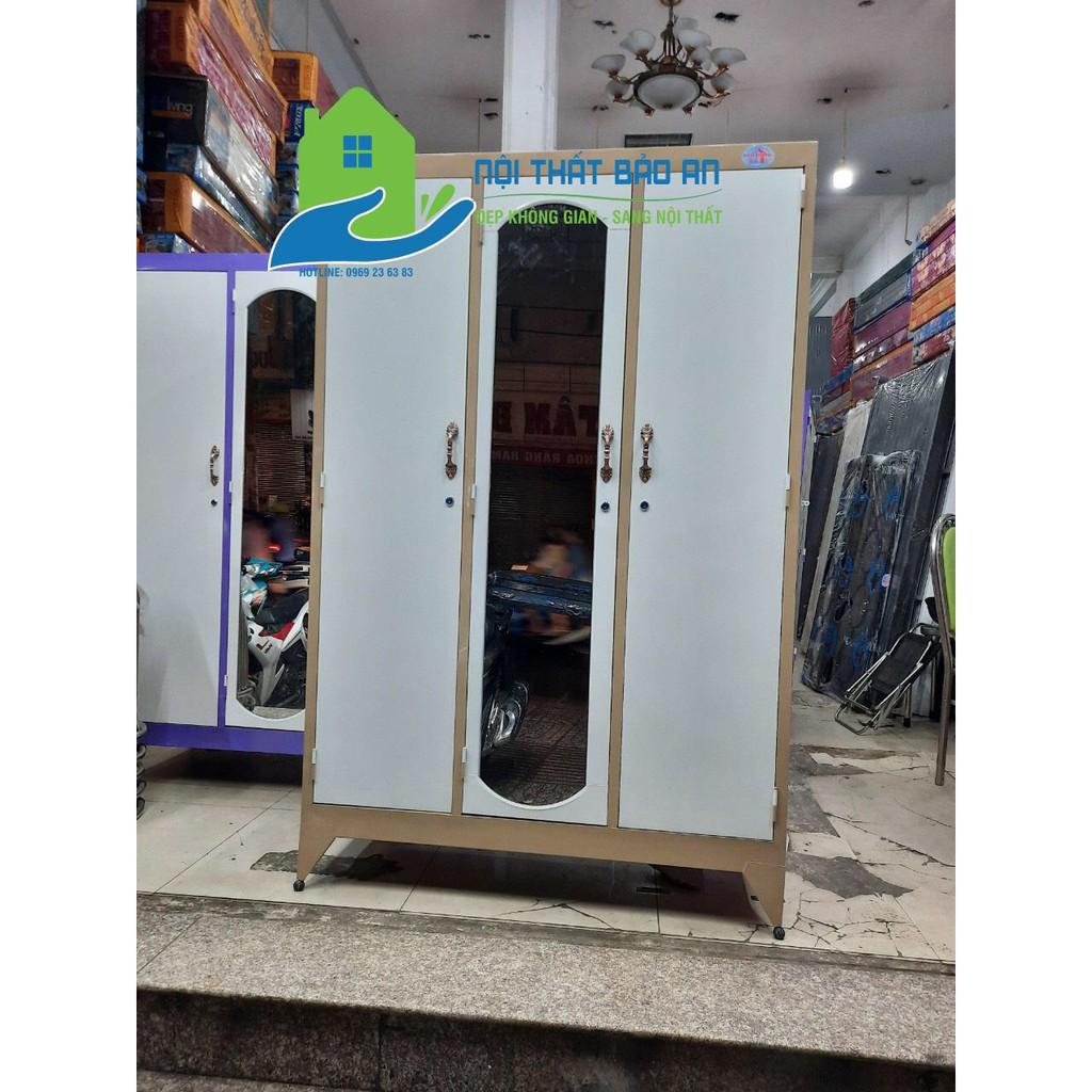 Tủ sắt 3 cửa màu xanh sơn tĩnh điện sắt dày 1m8x1m2