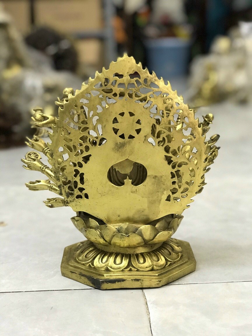 Chuẩn đề vàng - Tượng phật nghìn tay trang trí để bàn
