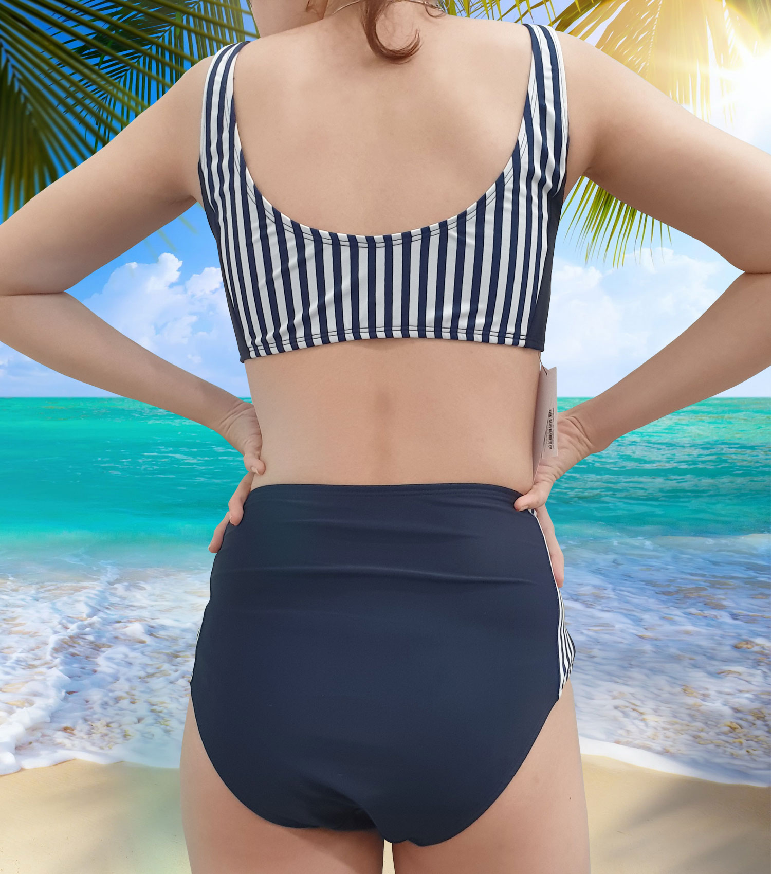 Bikini Hai Mảnh Croptop Thể Thao, Đồ Bơi Nữ Đi Tắm Biển Hai Mảnh Gợi Cảm, Phối Kẻ Sọc, Trẻ Trung, Năng Động iBasic BWWset002 - Hàng Chính Hãng