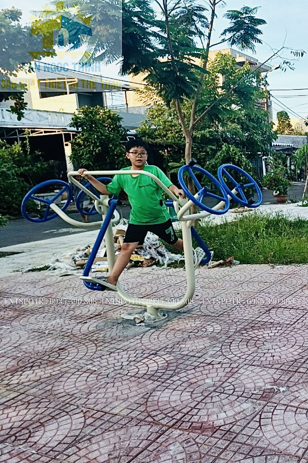 Máy Đi bộ trên không - Mã sản phẩm: TNT001