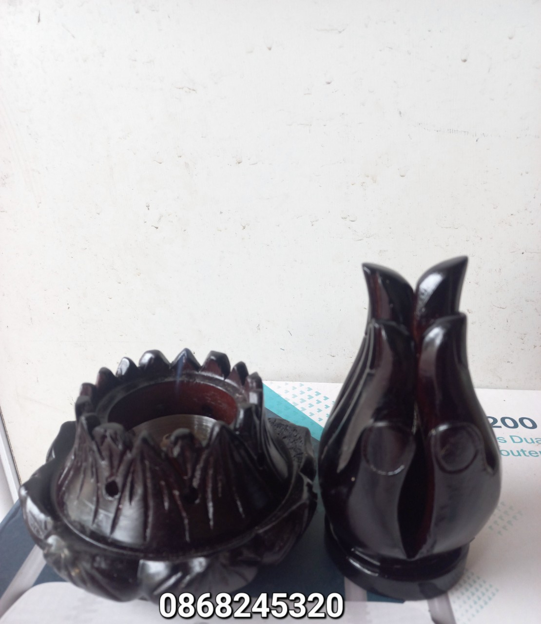 Bàn tay phật xông trầm phong thủy bằng gỗ muồng kt cao 18×12cm
