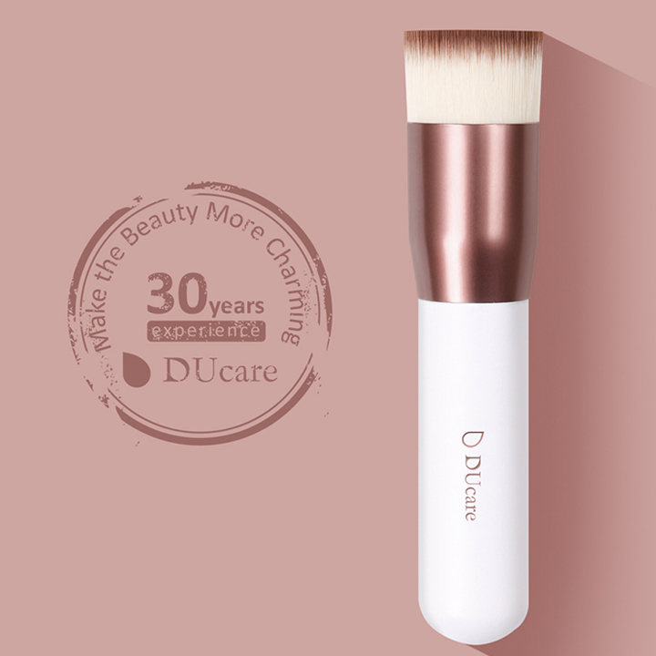 Cọ trang điểm nền DUcare Brush Foundation brush