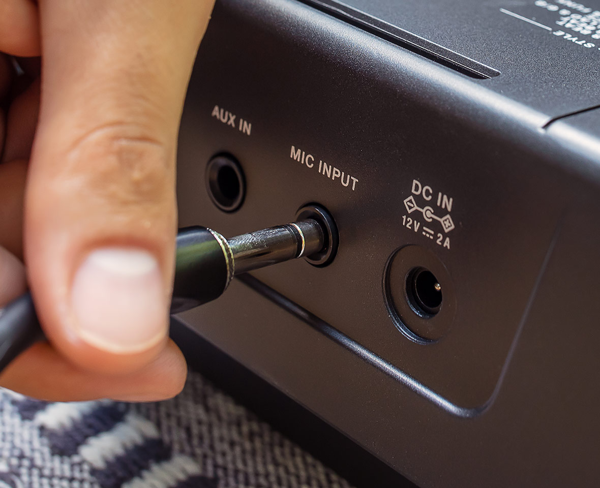 Roland E-X10 Arranger Keyboard – Đàn Organ Arranger 61 Phím 600 Âm Thanh Chính Hãng