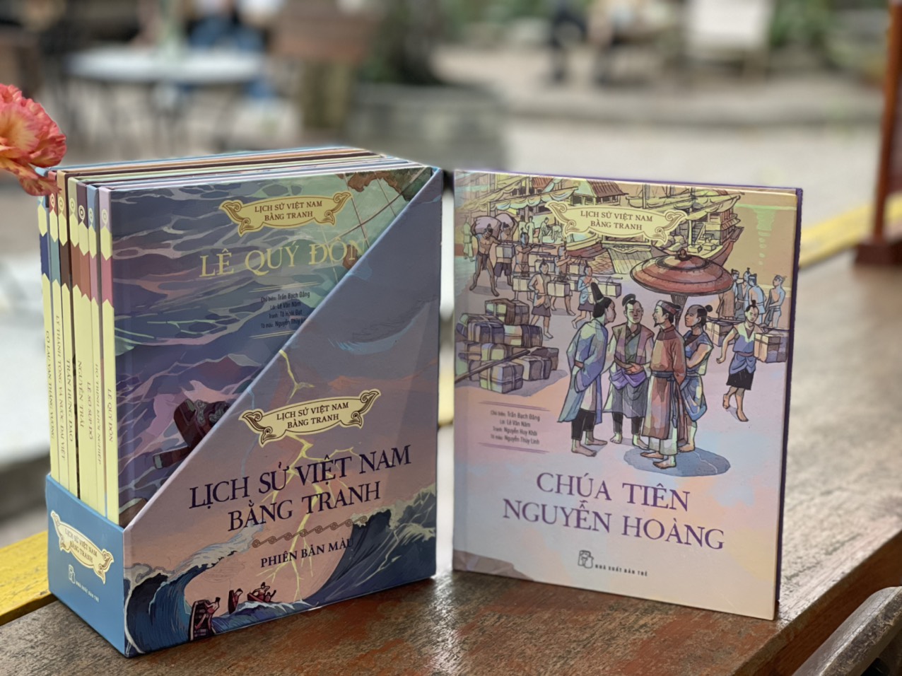 (Boxset 8 phần tiếp theo, bìa cứng) LỊCH SỬ VIỆT NAM BẰNG TRANH – Trần Bạch Đằng - Nxb Trẻ