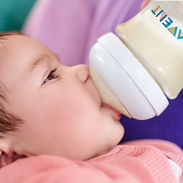 Bình Sữa Nhựa Philips Avent (260ml)