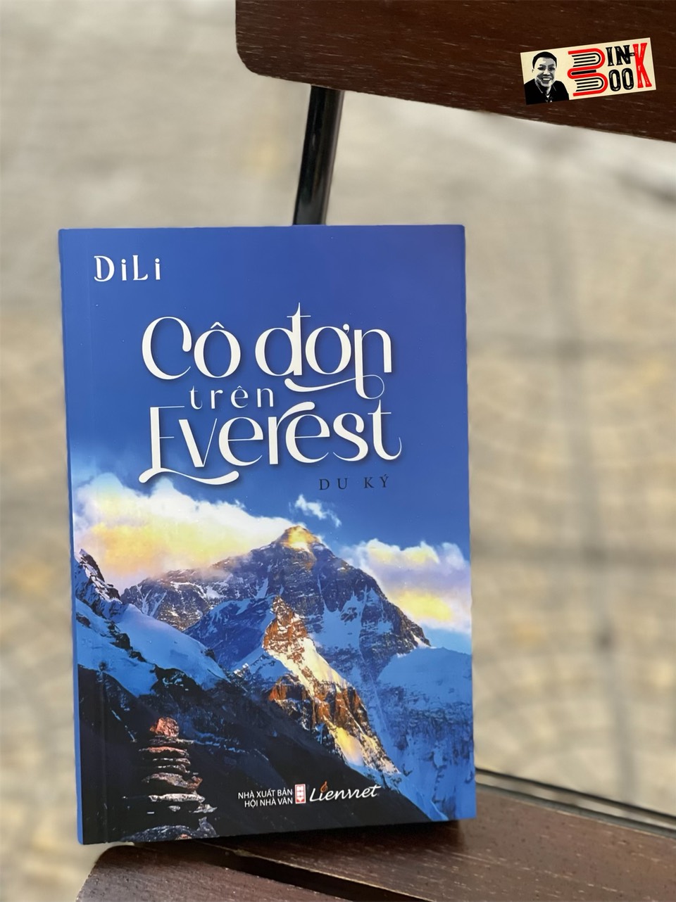 CÔ ĐƠN TRÊN EVEREST  – Di Li – Liên Việt Books – NXB Hội Nhà Văn (bìa mềm)