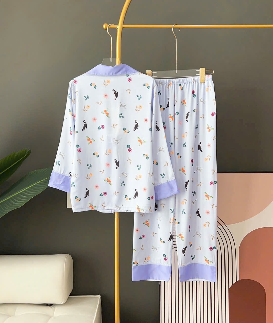 Bộ đồ lót B536 tay dài quần dài lụa quảng châu cao cấp họa tiết mèo