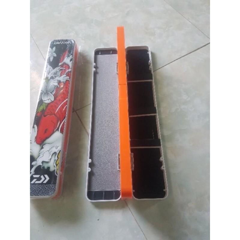 Hộp đựng phao thẻo Daiwa cao cấp