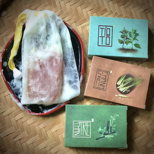 Túi lưới để xà bông tạo bọt, dày 2 lớp, có dây rút , túi tạo bọt xà phòng /Mesh Foaming Soap Bag