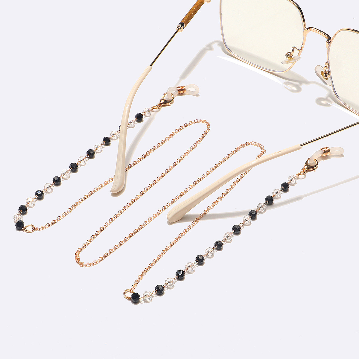 Dây đeo mắt kính glasses chain mix hạt cườm đen trắng nổi bật độc đáo phong cách giới trẻ hot trend fashion