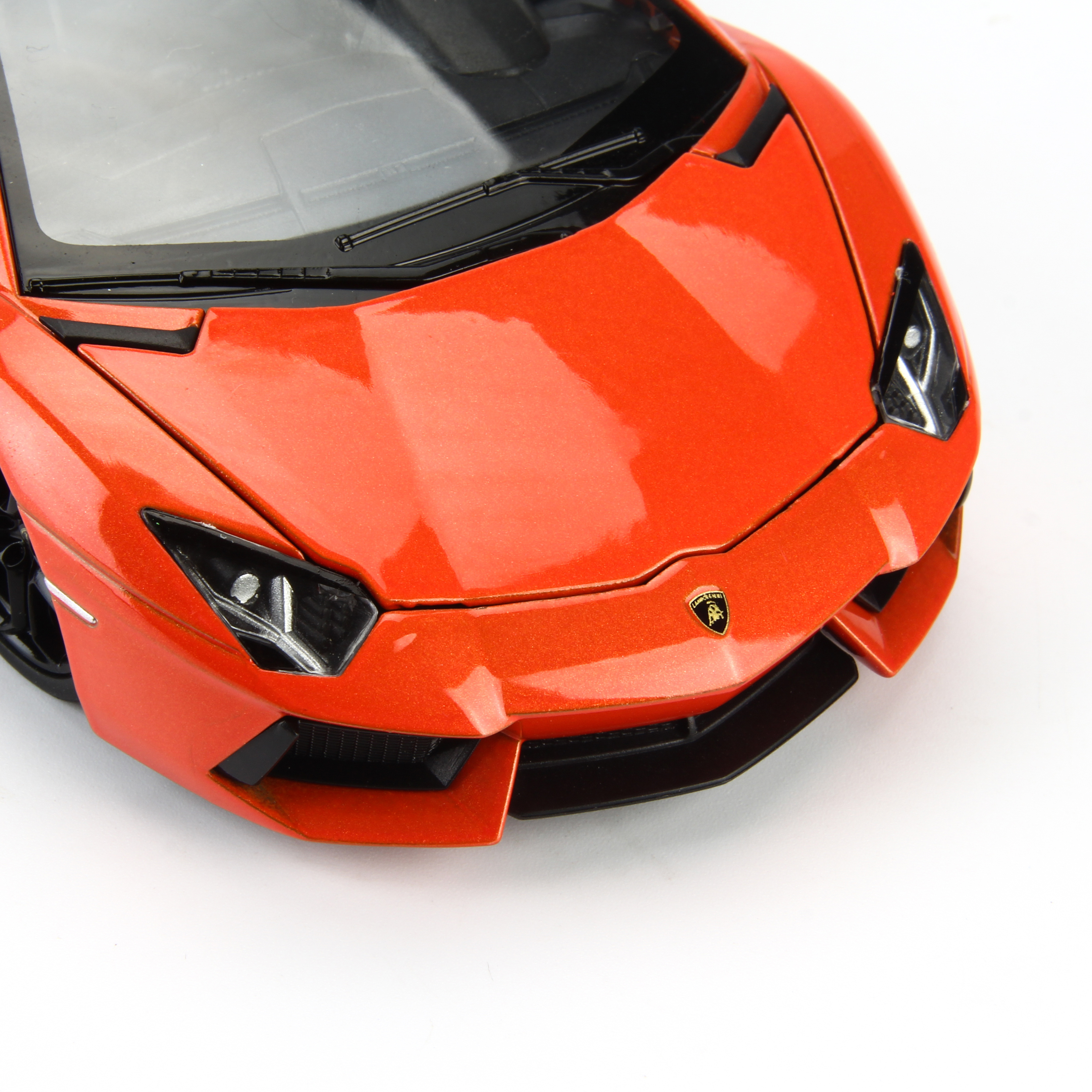 Mô hình xe Lamborghini Aventador LP700-4 1:24 Welly- 24033