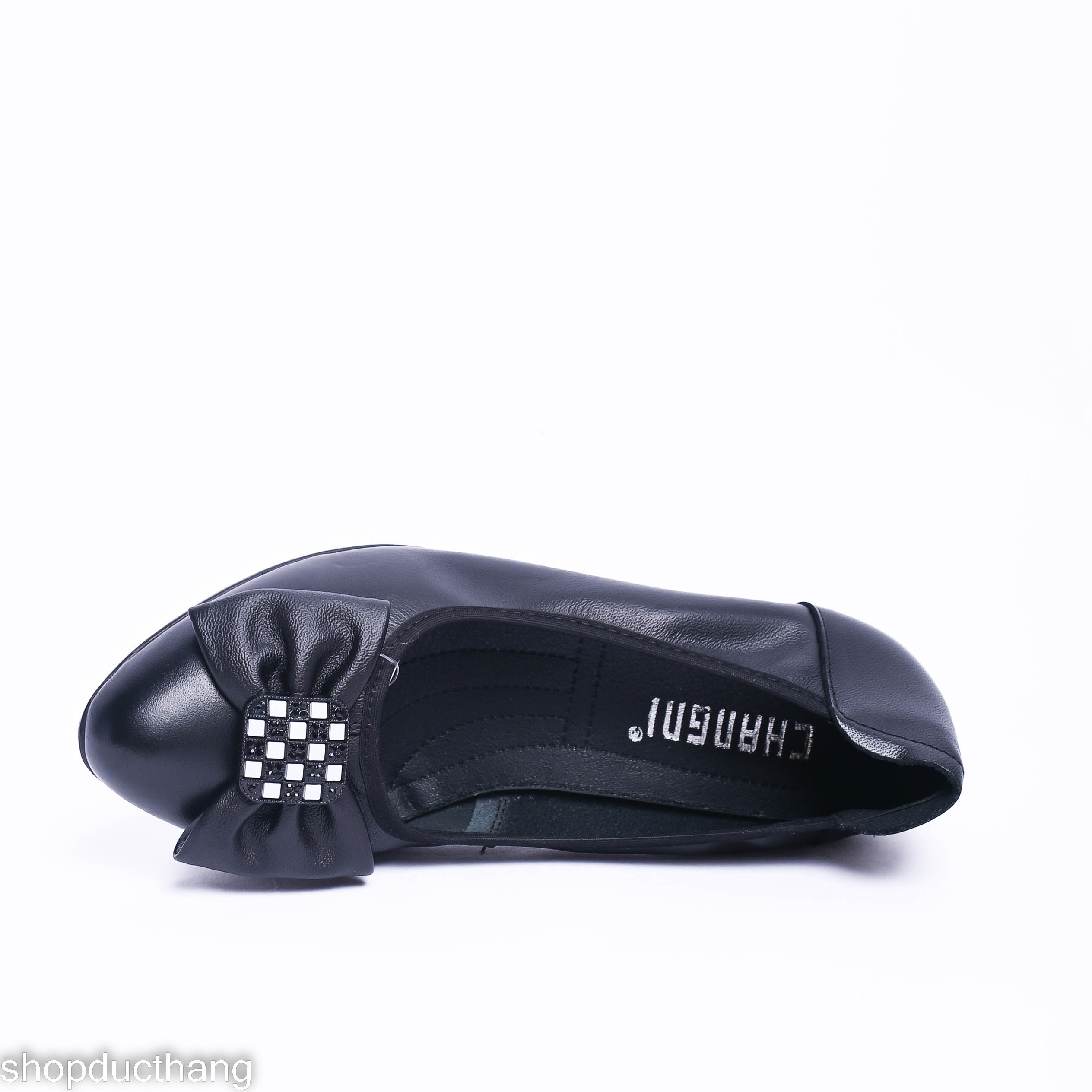 Giày bít đầu nữ thời trang