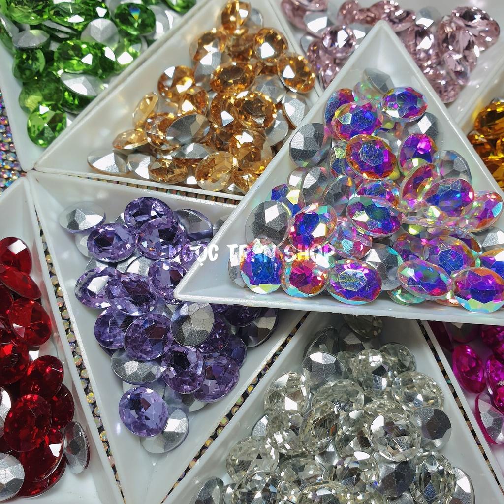 Viên Đá Khối Hình Oval Chân Bạc