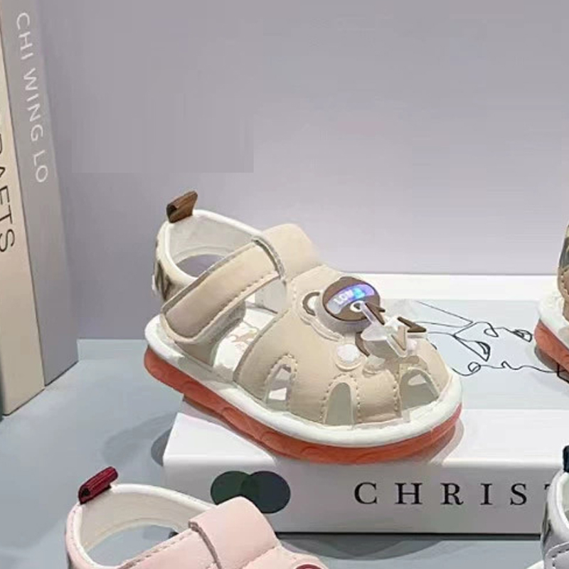Giày Sandal quai hậu tập đi cho bé phong cách dễ thương  – GSD9199