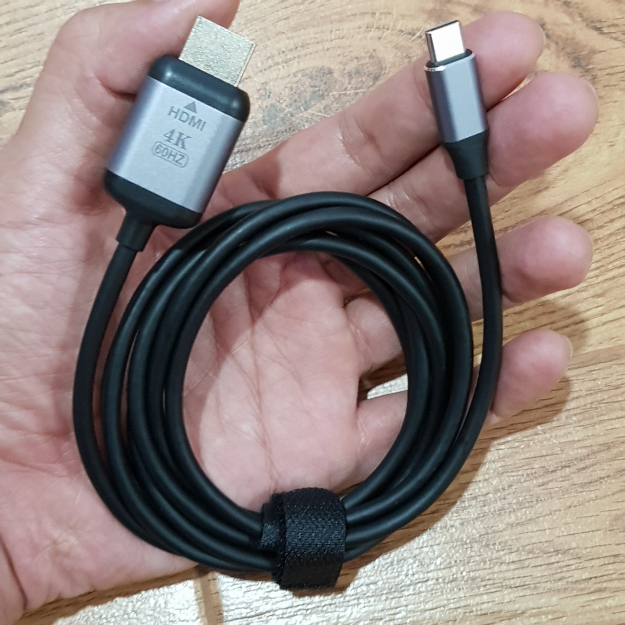 Cáp chuyển usb type-c ra HDMI 4k60hz, dài 1m8, vỏ bọc nhôm