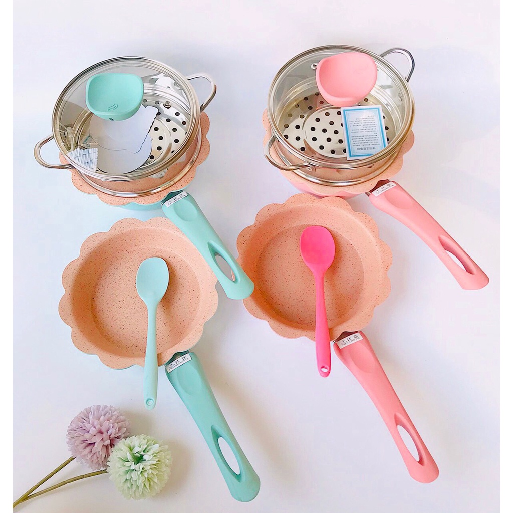 Bộ nồi chảo 3 món nấu đồ ăn dặm Seka cao cấp hình hoa, chất liệu men đá hoa cương chống dính an toàn, dễ vệ sinh sau khi dùng