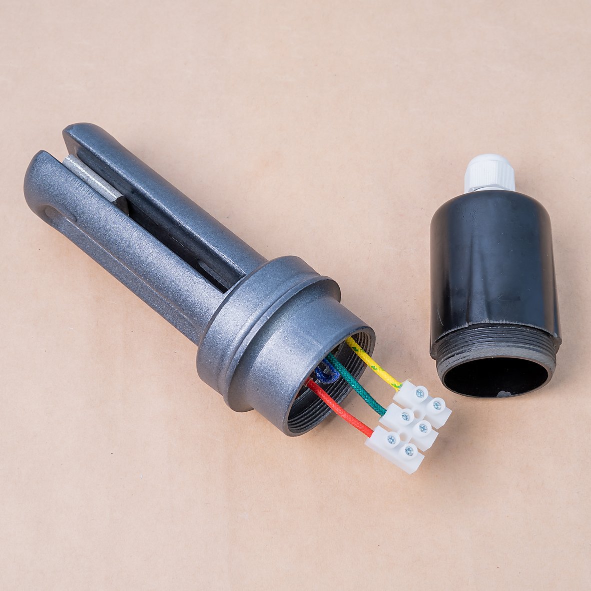 Điện trở tự ngắt phi 58 Ceramic Titan, hỗ trợ điện phi 58 - 2000W dùng cho máy nước nóng năng lượng