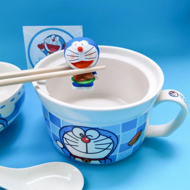 BỘ TÔ ĂN MÌ GÓI (KHÔNG GỒM MÔ HÌNH TRANG TRÍ) 2 TRONG 1, HOẠT HÌNH DORAEMON DỄ THƯƠNG