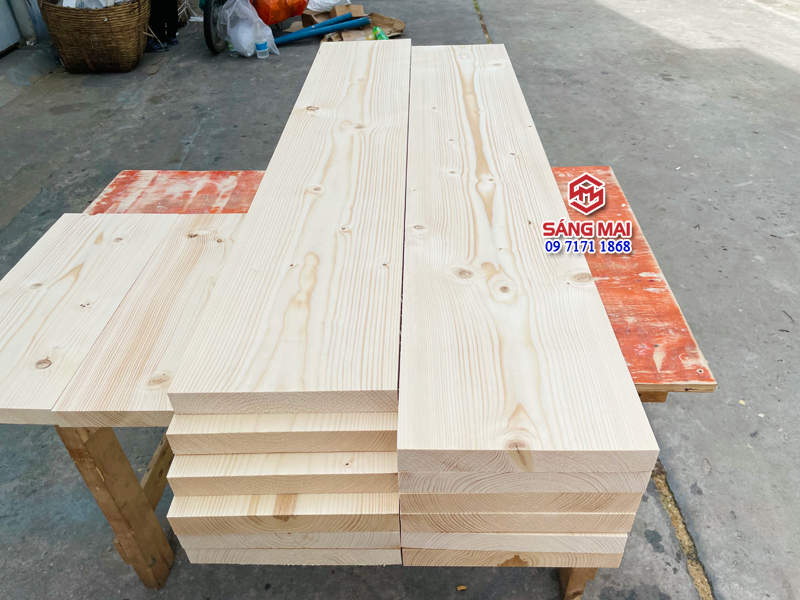 Tấm gỗ thông mặt rộng 25cm x dày 3cm x dài 120cm + láng mịn 4 mặt